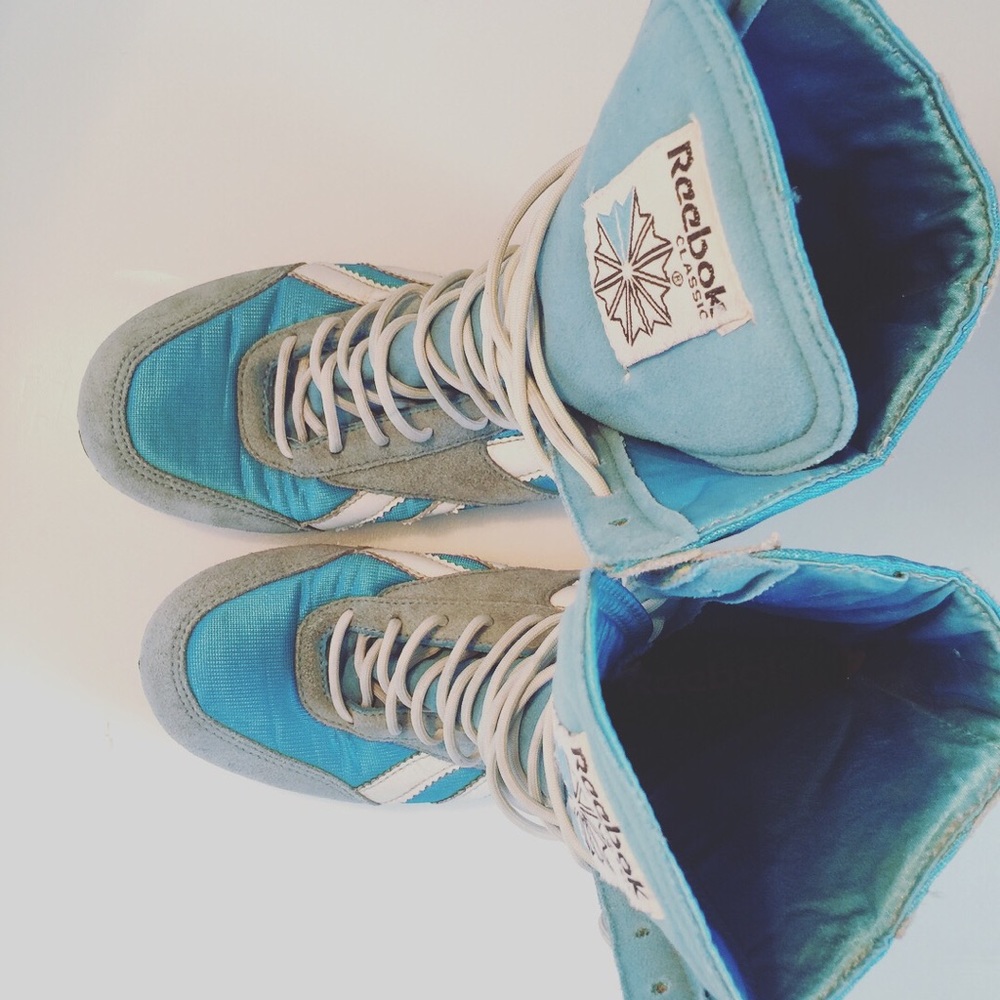 Rare Vintage Reebok High Top Sneakers - Size 5-1/2